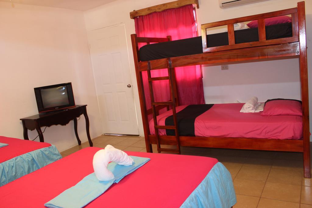 Hotel Posada Bahia Azul San Juan del Sur Exteriör bild