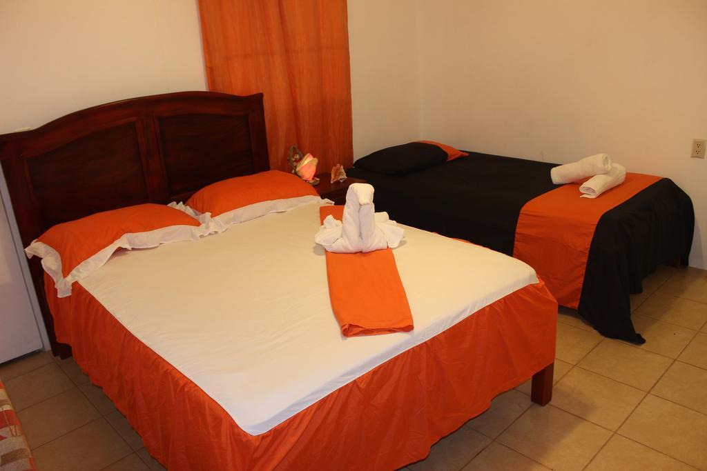 Hotel Posada Bahia Azul San Juan del Sur Exteriör bild